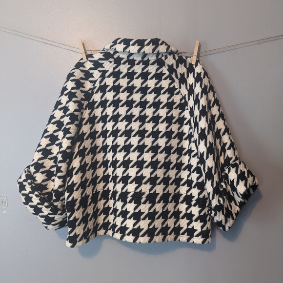 Lord & Taylor Button Up Wool Pea Coat Houndstooth Size Small - Picture 2 of 9
